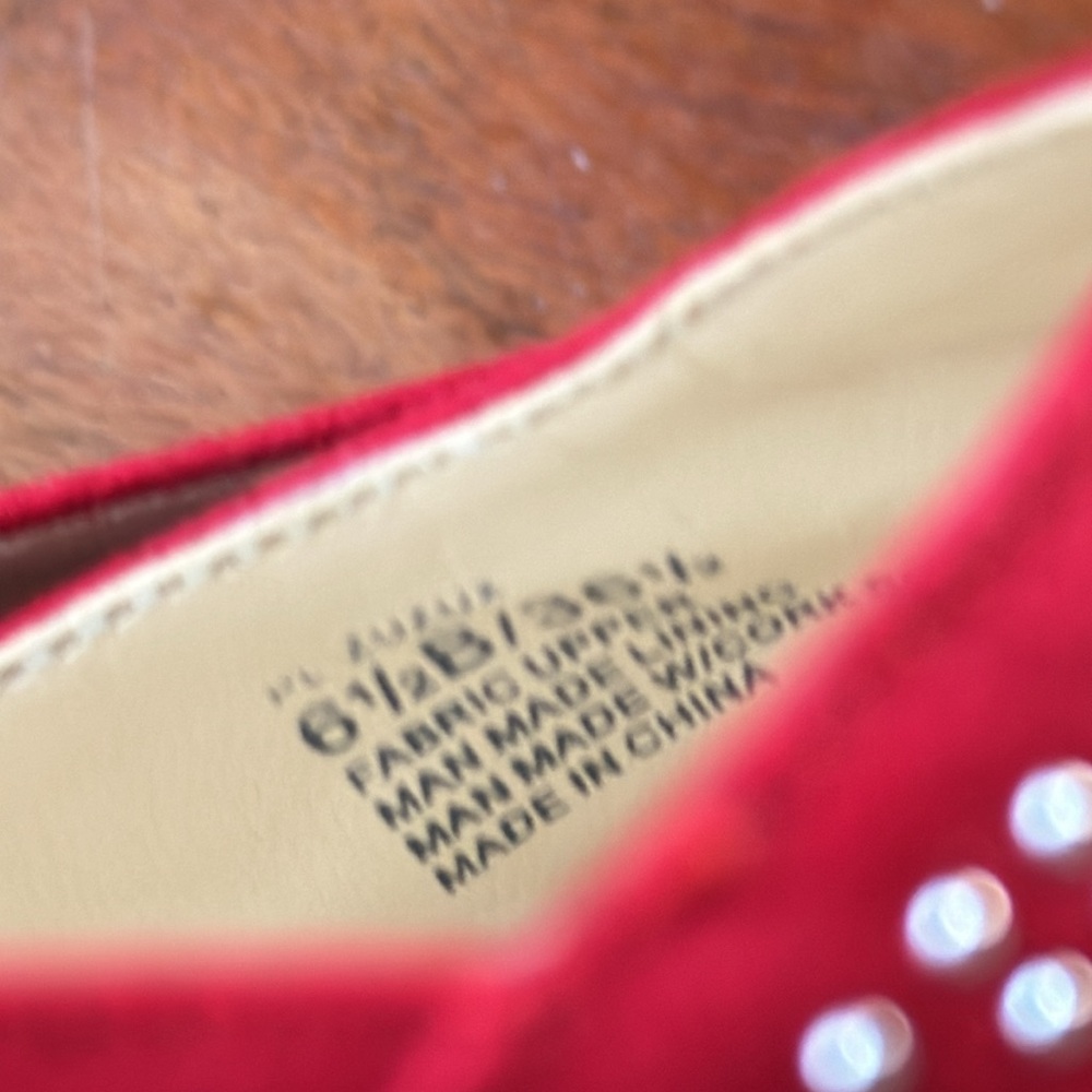 ❤️Red BCBG Paris ballet flats with rhinestones - Picture 7 of 7